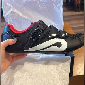 Men’s peloton cycling shoes size 11